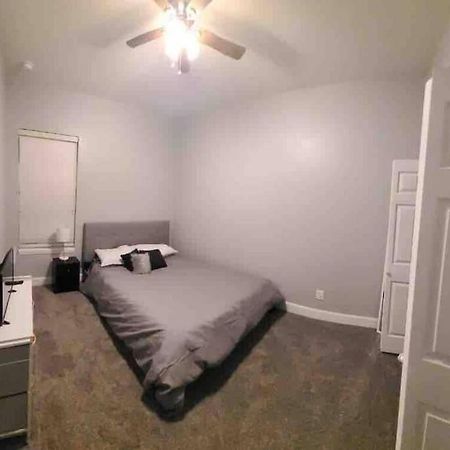 Entire House-Comfy/Close To Downtown/Ybor Tampa Eksteriør billede