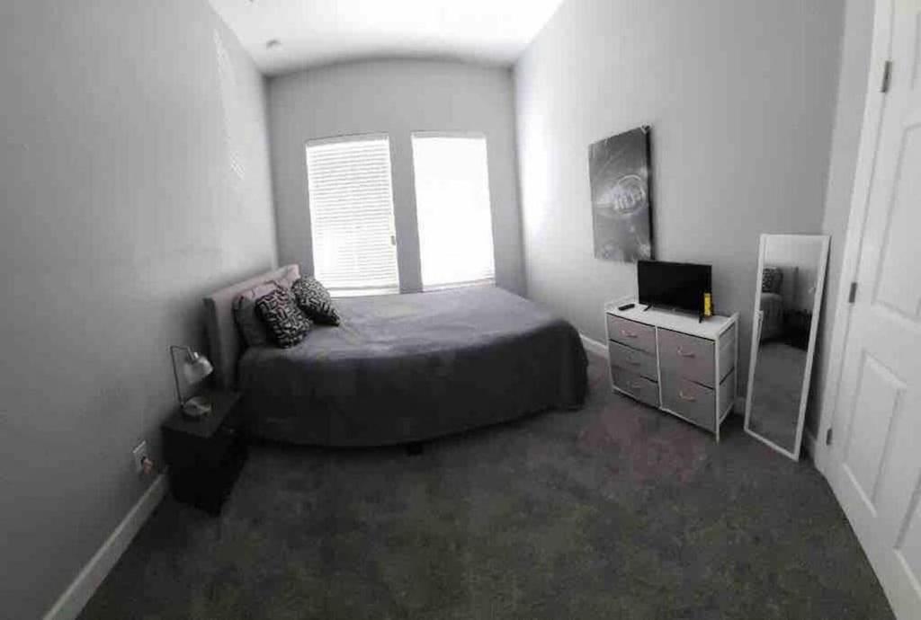 Entire House-Comfy/Close To Downtown/Ybor Tampa Eksteriør billede